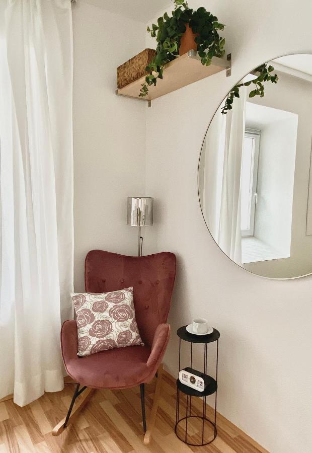 Stay In Aux, Feel At Home ! 2 Room Apartment Central Incl All You Need For 4 Person, 24H Check In, Pkw Parking Only Augsburgo Exterior foto