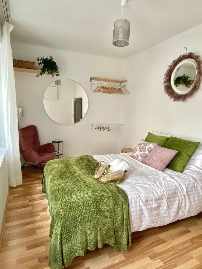 Stay In Aux, Feel At Home ! 2 Room Apartment Central Incl All You Need For 4 Person, 24H Check In, Pkw Parking Only Augsburgo Exterior foto
