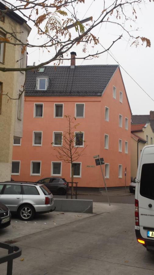 Stay In Aux, Feel At Home ! 2 Room Apartment Central Incl All You Need For 4 Person, 24H Check In, Pkw Parking Only Augsburgo Exterior foto
